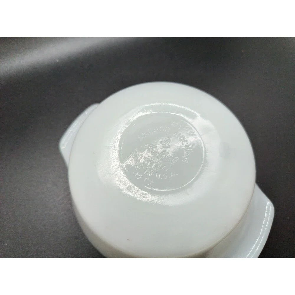 Fire King Anchor Hocking All White 1.5QT Casserole No Lid